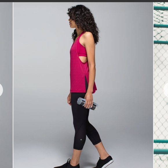 EUC lululemon Workout Stash It Tank - Picture 2 of 8